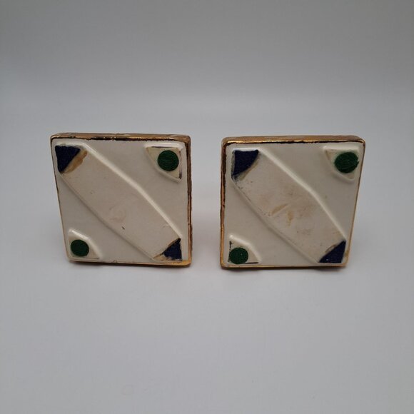 Wheeping Gold Tapered Short Candle Holders - Picture 6 of 11